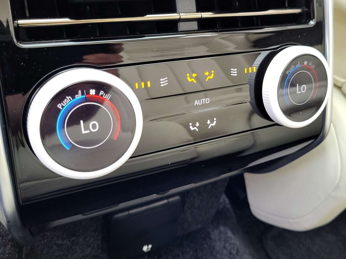 Land Rover Range Rover MERIDIAN TV MASSAGE 230V P615 SV - 2024 - Joinsteer - #14