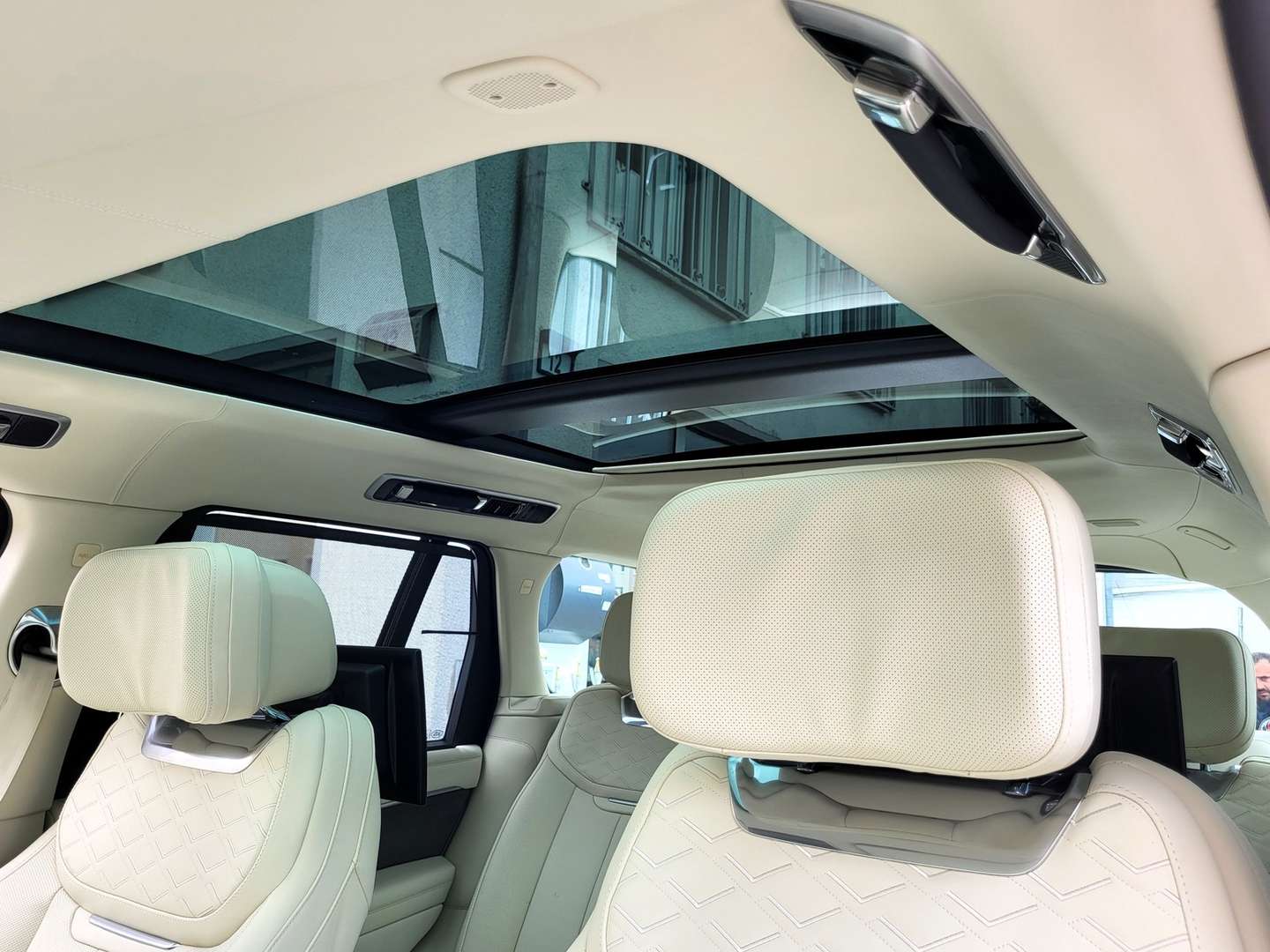 Land Rover Range Rover MERIDIAN TV MASSAGE 230V P615 SV - 2024 - Joinsteer - #23