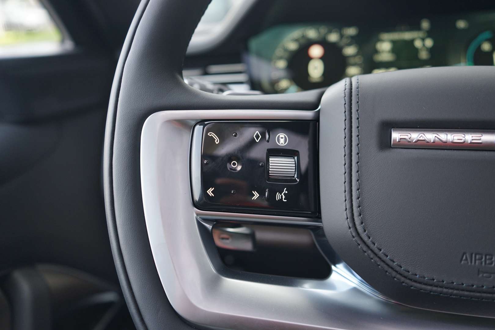 Land Rover Range Rover 3.0 P460e HSE PHEV - 2026 - Joinsteer - #18