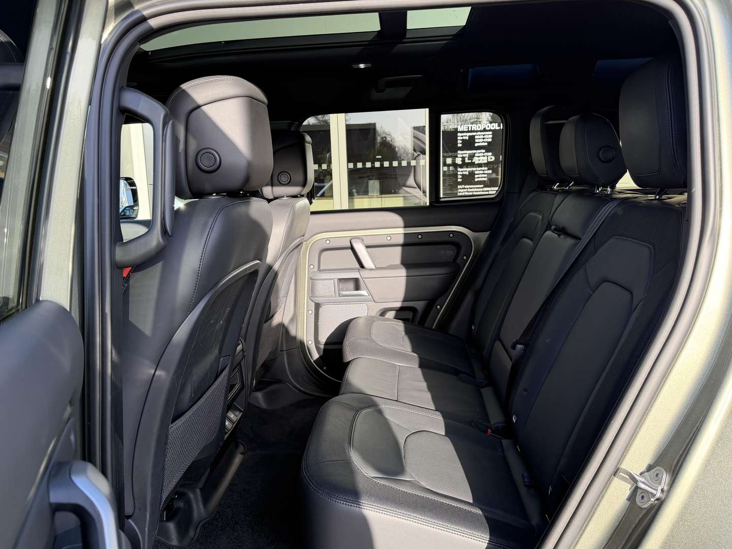 Land Rover Defender 110 X-Dynamic HSE P400e - 2023 - Joinsteer - #11