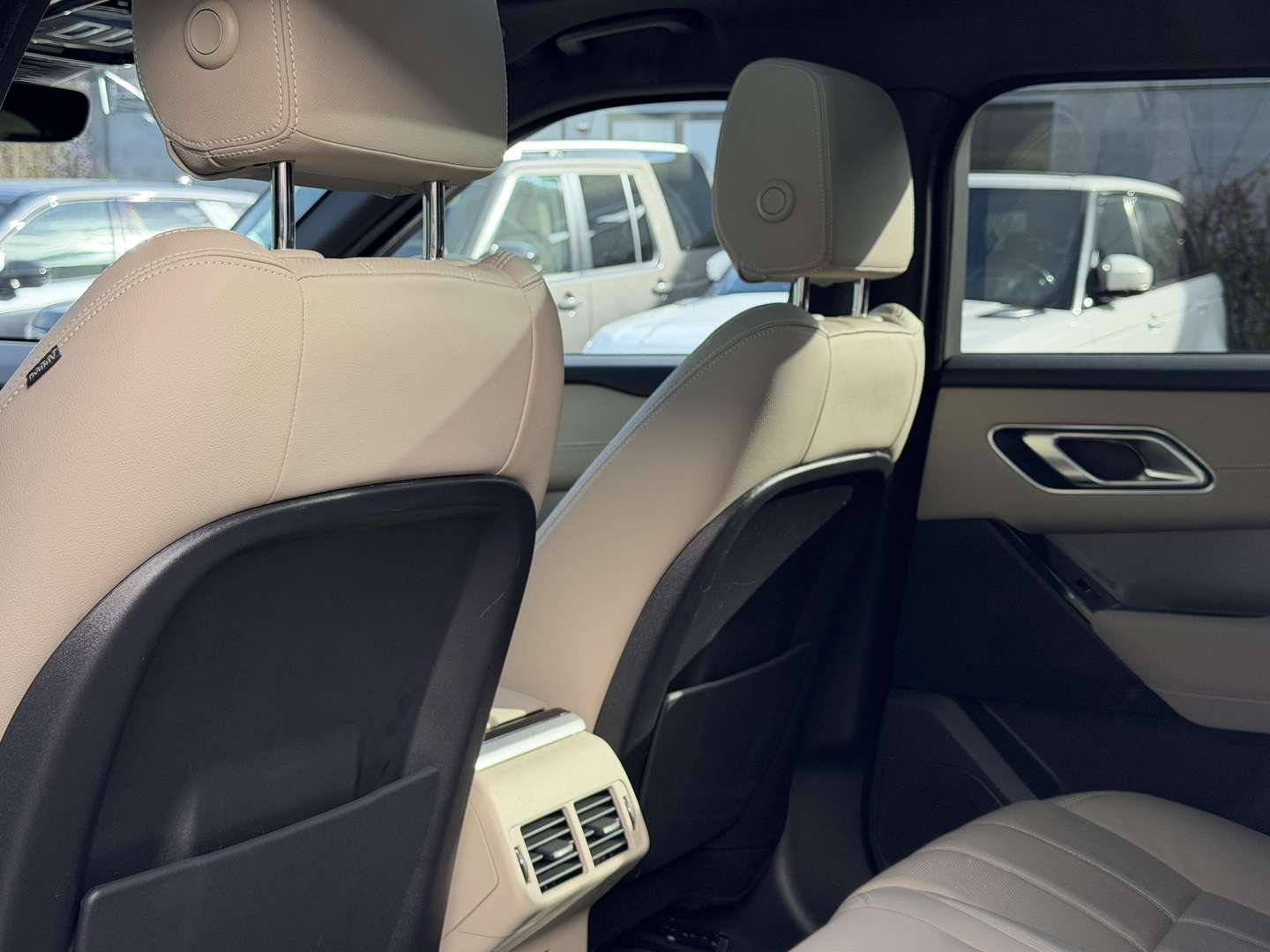 Land Rover Range Rover Velar P400e SE AWD - 2023 - Joinsteer - #9