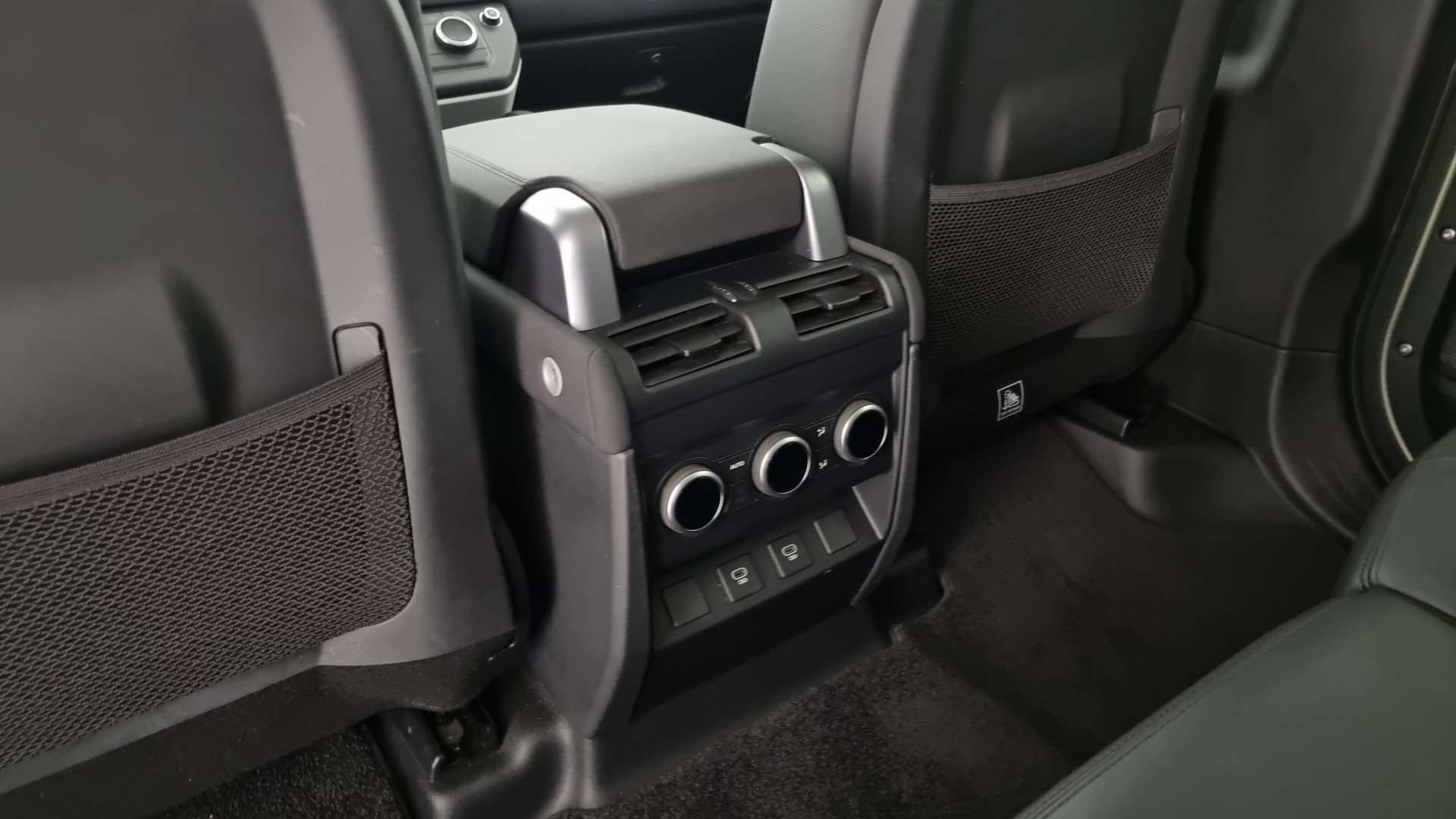 Land Rover Defender 110 SE AWD Auto N1 Autocarro 3.0 D6 200 - 2022 - Joinsteer - #18