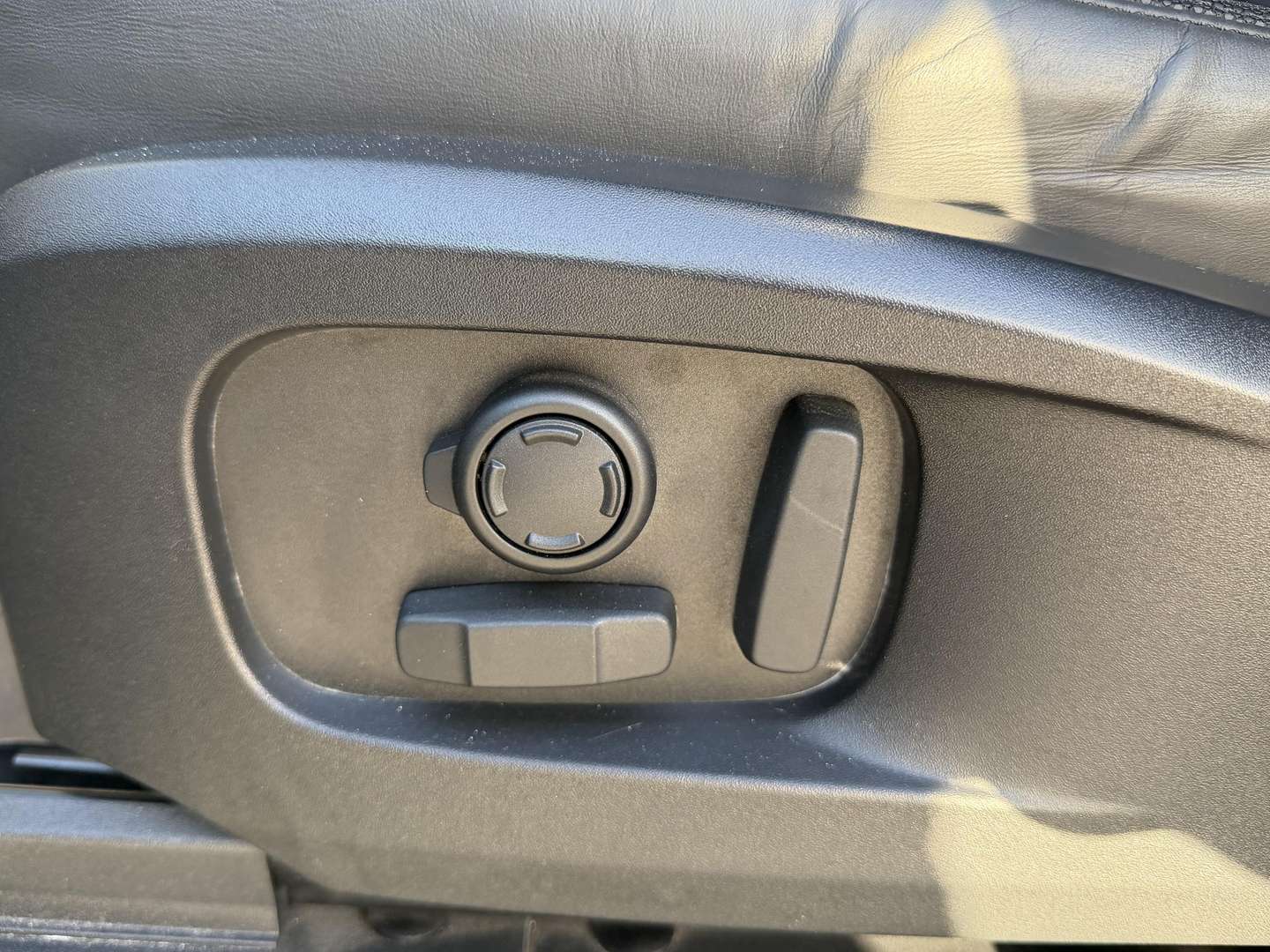 Land Rover Defender 110 X-Dynamic HSE P400e - 2023 - Joinsteer - #17