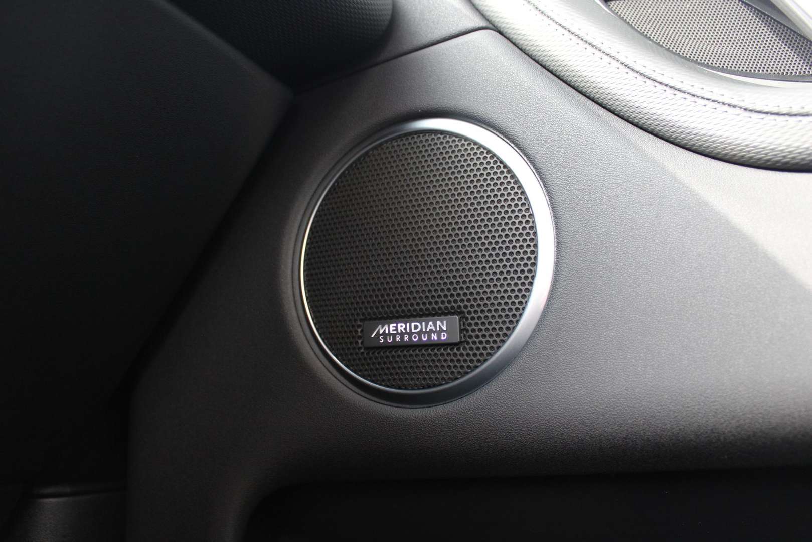 Land Rover Discovery Sport BUSINESS LANDMARK EDITION P270E - 2026 - Joinsteer - #11