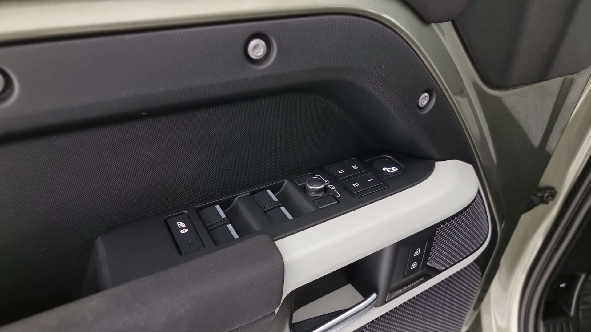 Land Rover Defender 110 SE AWD Auto N1 Autocarro 3.0 D6 200 - 2022 - Joinsteer - #21