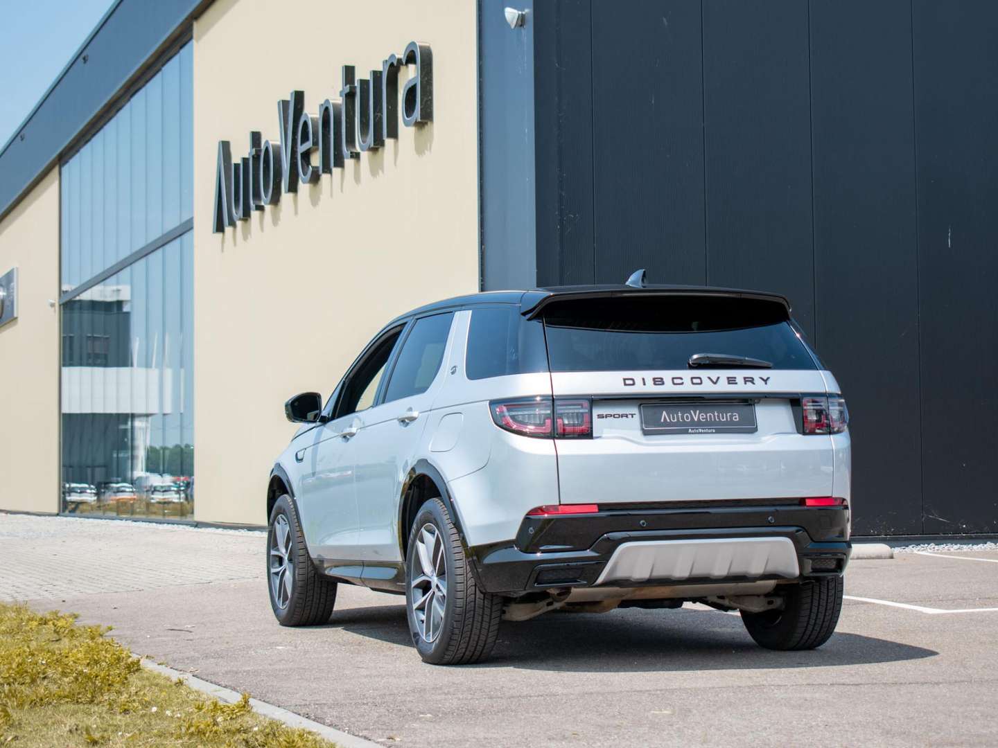 Land Rover Discovery Sport R-Dynamic SE P300e 1.5 - 2024 - Joinsteer - #3