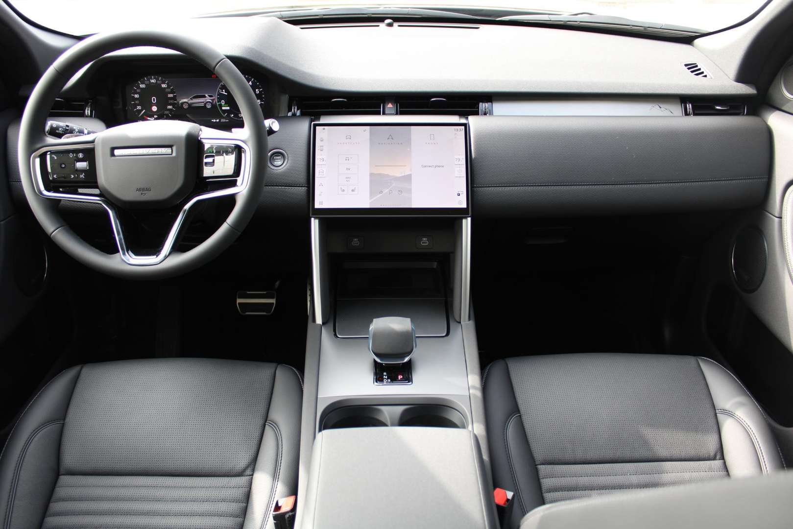 Land Rover Discovery Sport BUSINESS LANDMARK EDITION P270E - 2026 - Joinsteer - #15