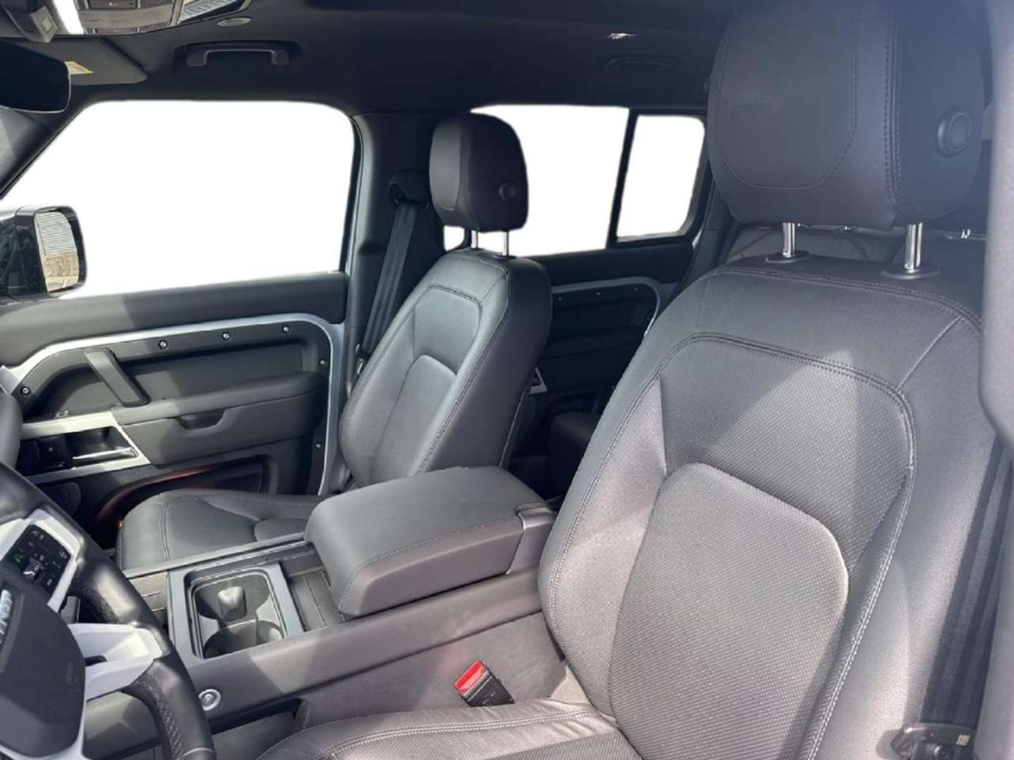 Land Rover Defender 110 X-Dynamic SE Awd 3.0d I6 Mhev 200cv Auto - 2024 - Joinsteer - #8