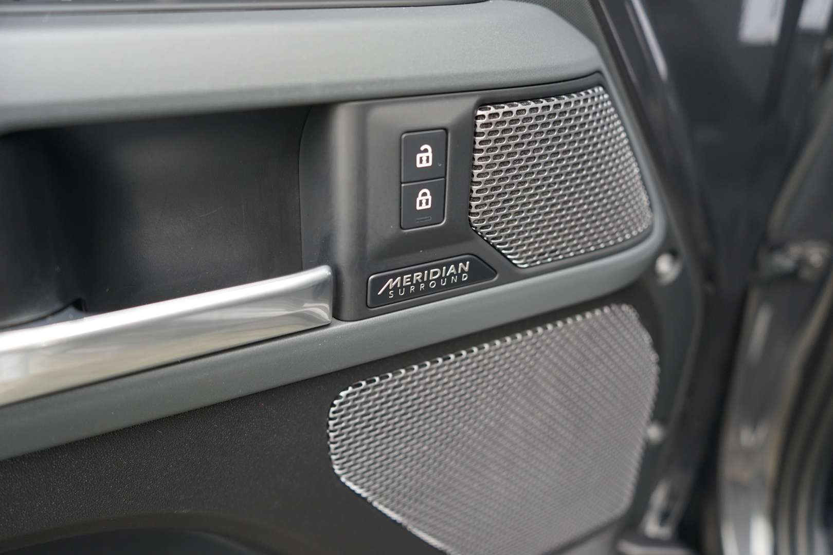 Land Rover Defender 110 X-Dynamic HSE 2.0 P400e - 2022 - Joinsteer - #17