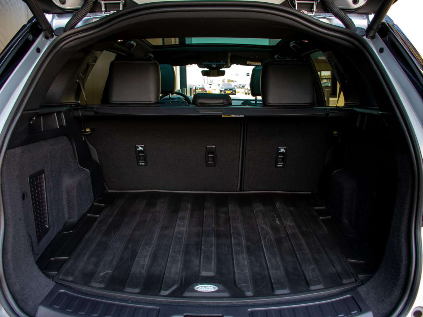 Land Rover Discovery Sport R-Dynamic SE P300e 1.5 - 2024 - Joinsteer - #13