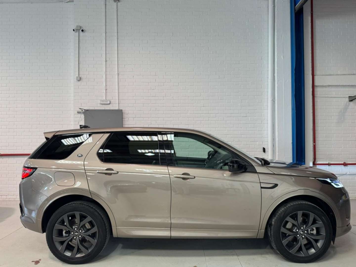 Land Rover Discovery Sport R-Dynamic SE 2.0D TD4 MHEV AWD Auto 204 - 2022 - Joinsteer - #5