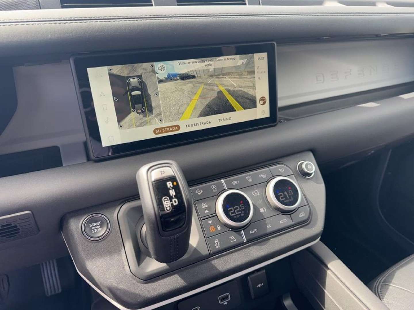 Land Rover Defender 110 X-Dynamic SE Awd 3.0d I6 Mhev 200cv Auto - 2024 - Joinsteer - #10