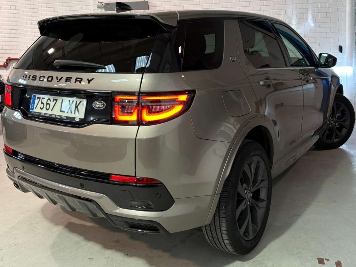 Land Rover Discovery Sport R-Dynamic SE 2.0D TD4 MHEV AWD Auto 204 - 2022 - Joinsteer - #7