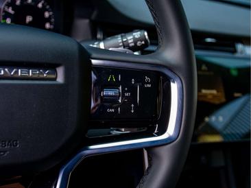 Land Rover Discovery Sport R-Dynamic SE P300e 1.5 — photo 23