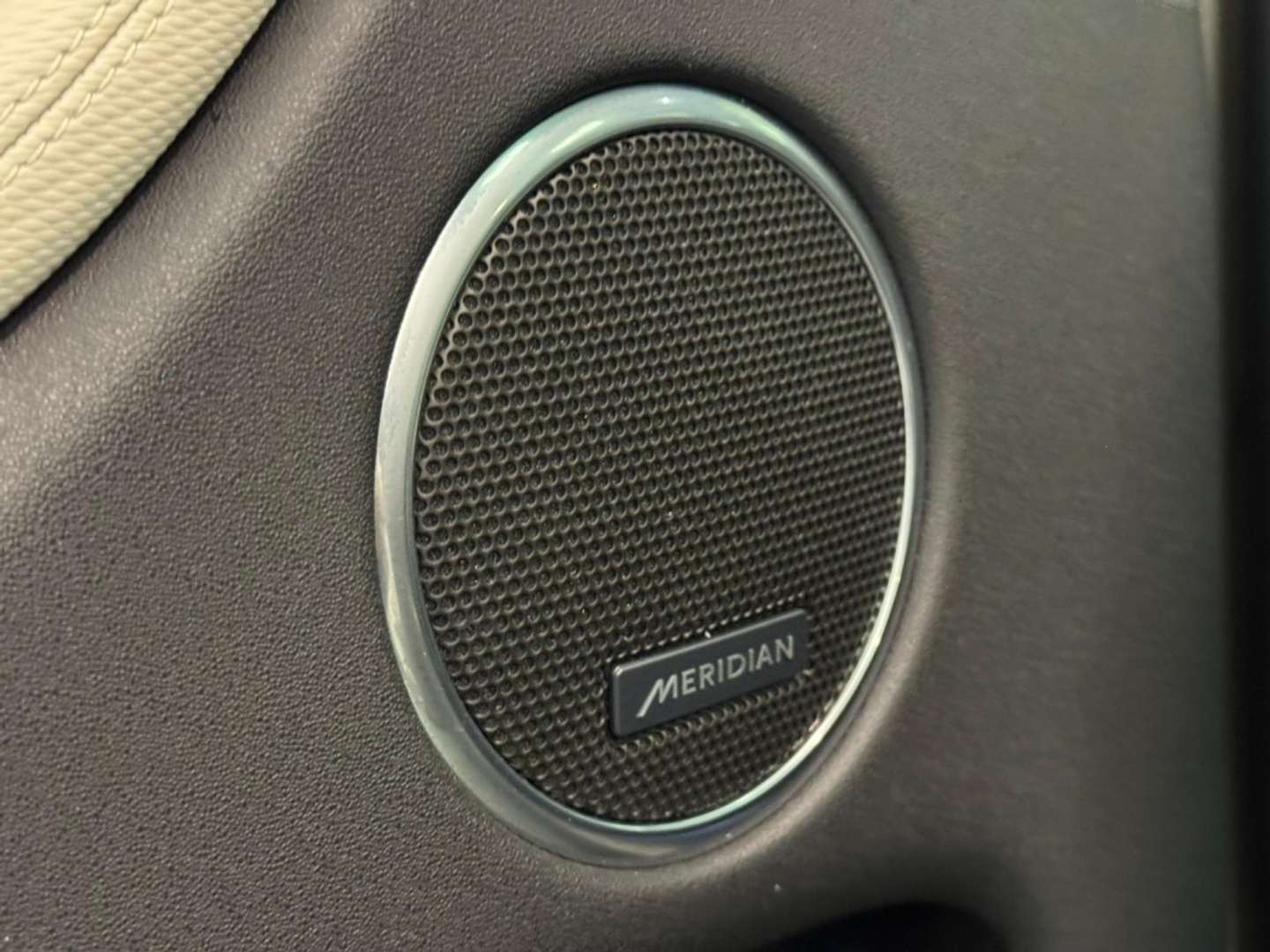 Land Rover Discovery Sport R-Dynamic SE 2.0D TD4 MHEV AWD Auto 204 - 2022 - Joinsteer - #17