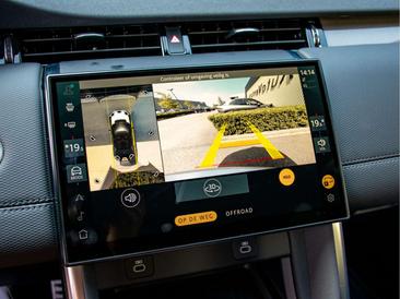 Land Rover Discovery Sport R-Dynamic SE P300e 1.5 — photo 29