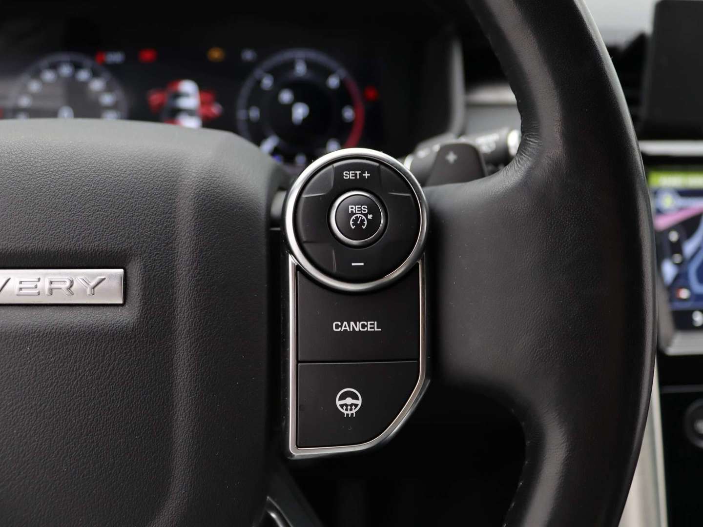 Land Rover Discovery 3.0 TD6 HSE Luxury - 2018 - Joinsteer - #19