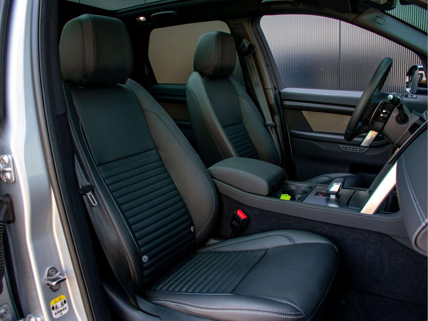 Land Rover Discovery Sport R-Dynamic SE P300e 1.5 - 2024 - Joinsteer - #7