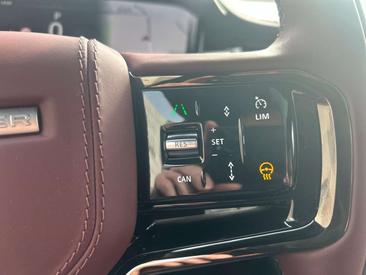 Land Rover Range Rover Sport Autobiography P550e — photo 10