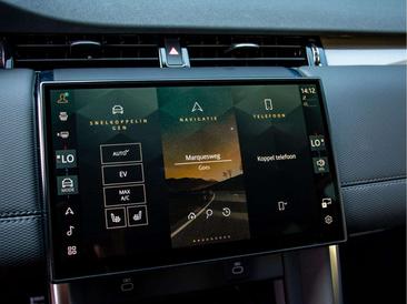 Land Rover Discovery Sport R-Dynamic SE P300e 1.5 — photo 10