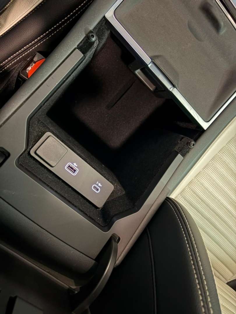 Land Rover Discovery Sport R-Dynamic SE 2.0D TD4 MHEV AWD Auto 204 - 2022 - Joinsteer - #32