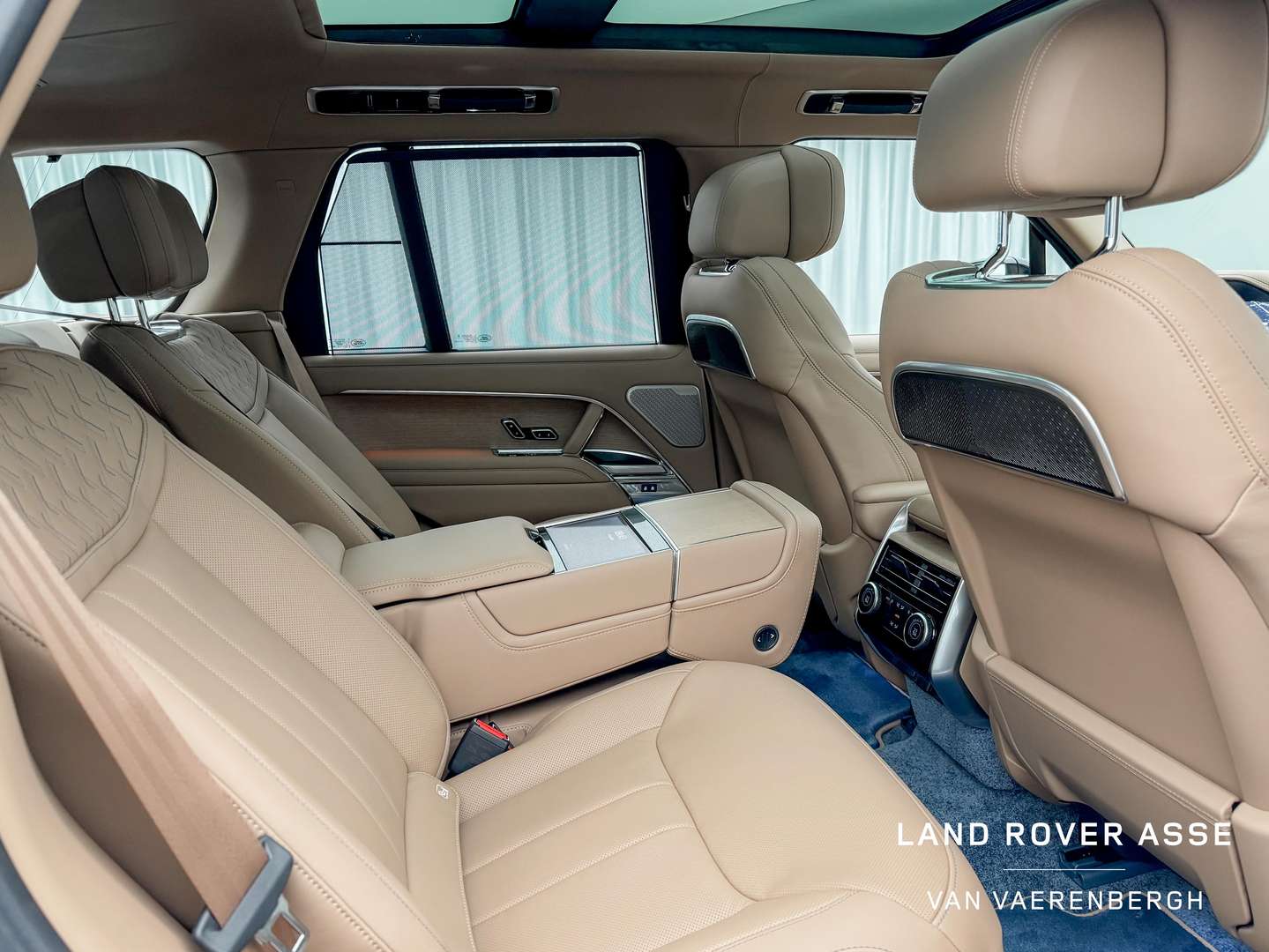 Land Rover Range Rover D350 Autobiography Bespoke - 2024 - Joinsteer - #11
