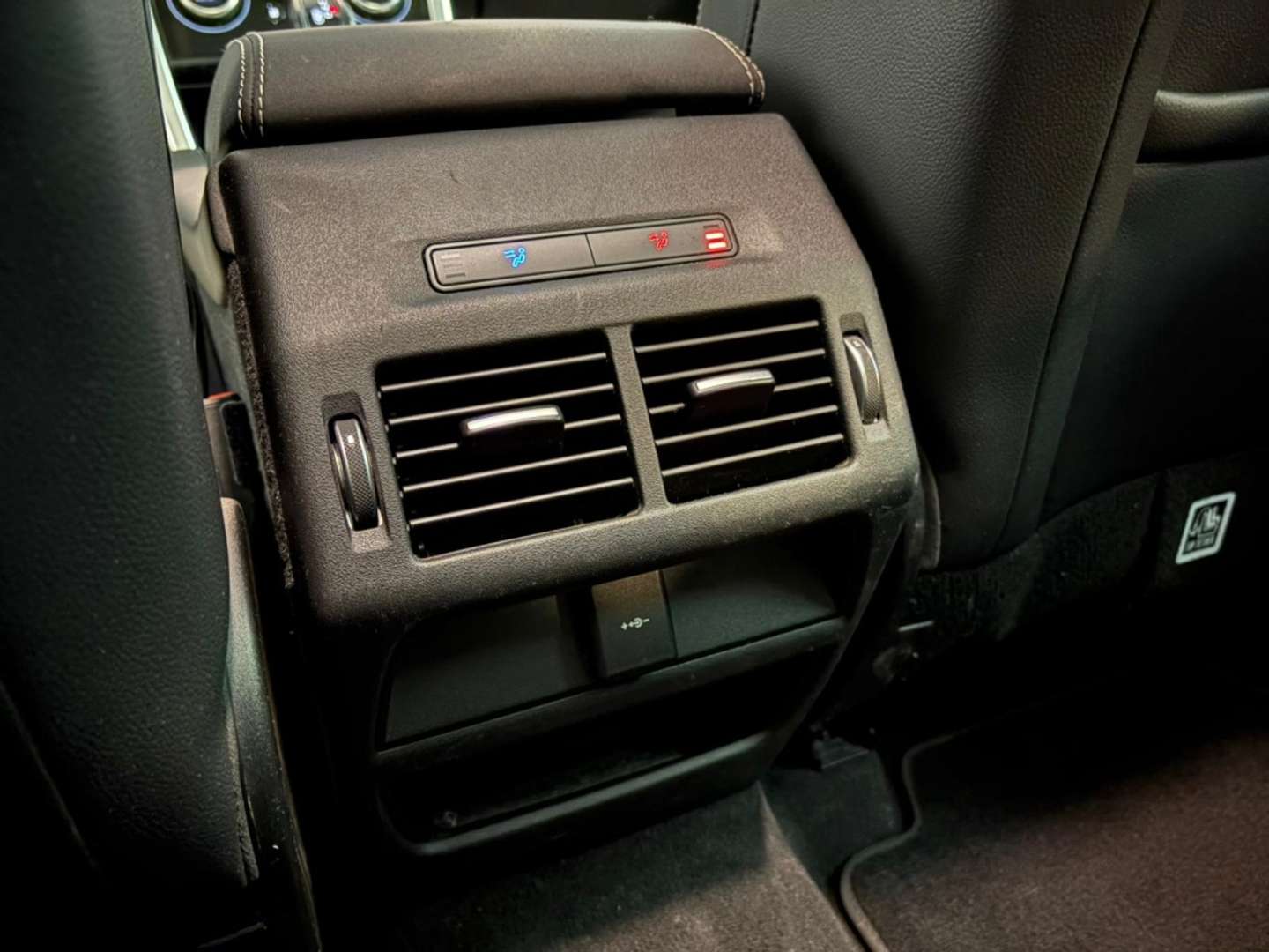 Land Rover Discovery Sport R-Dynamic SE 2.0D TD4 MHEV AWD Auto 204 - 2022 - Joinsteer - #36