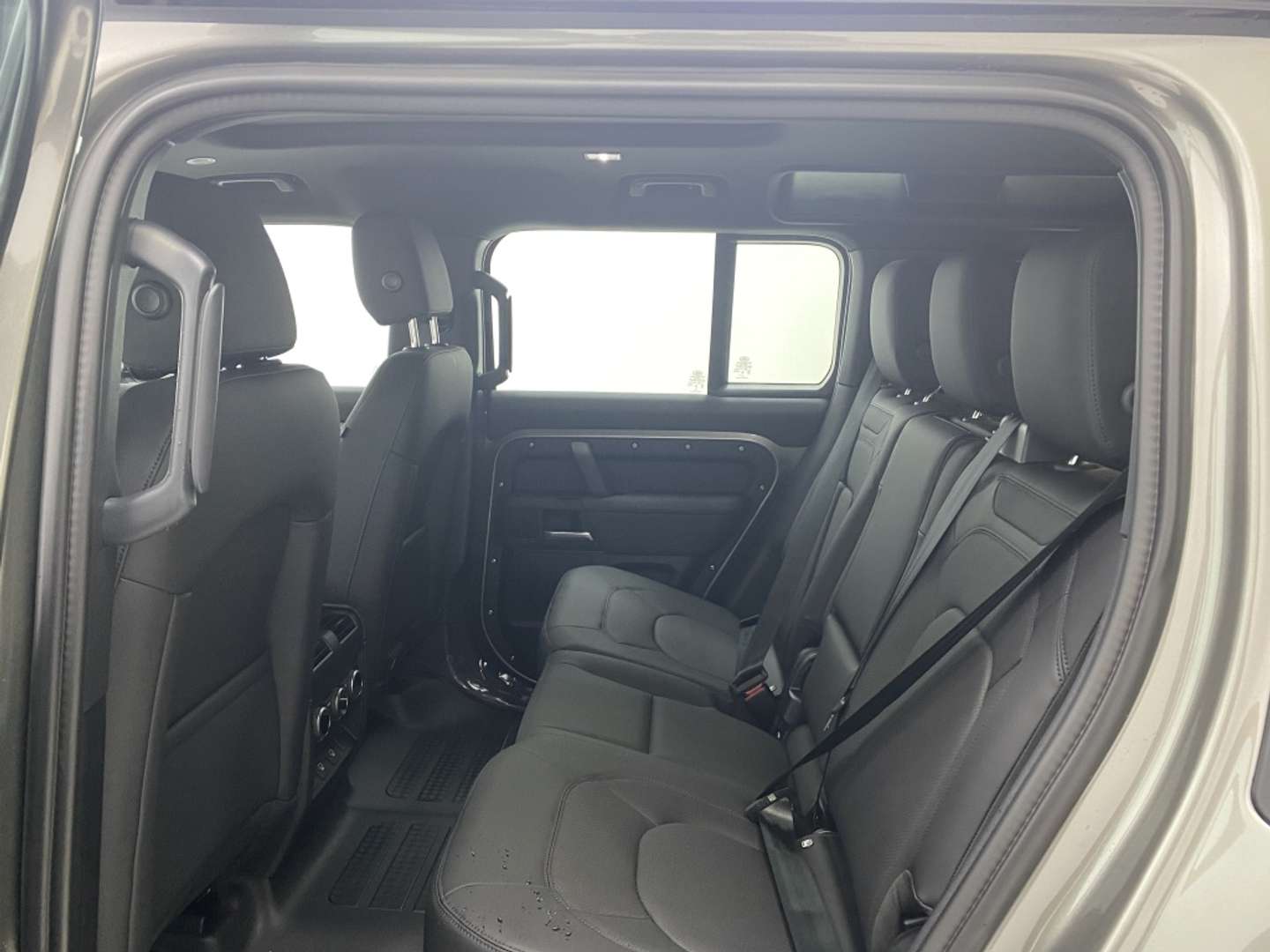 Land Rover Defender 110 X-Dynamic SE 3.0D L6 MHEV AWD Aut. 250 - 2025 - Joinsteer - #6