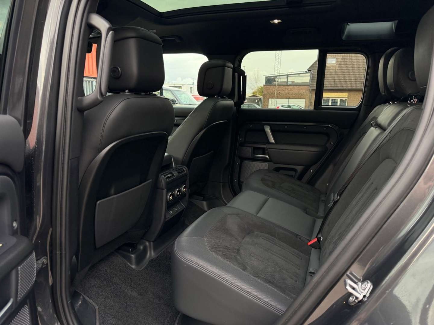 Land Rover Defender 110 Carpathian Edition/Matt/Pano V8 5.0 - 2022 - Joinsteer - #16