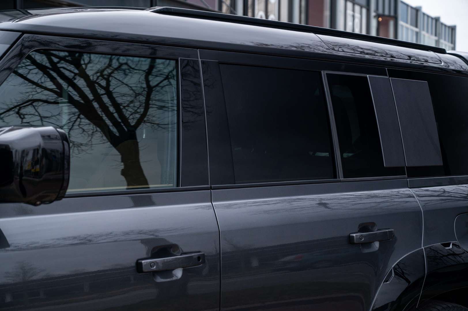 Land Rover Defender 110 P300e X-Dynamic HSE Urban Widetrack 6-Seats - 2026 - Joinsteer - #25