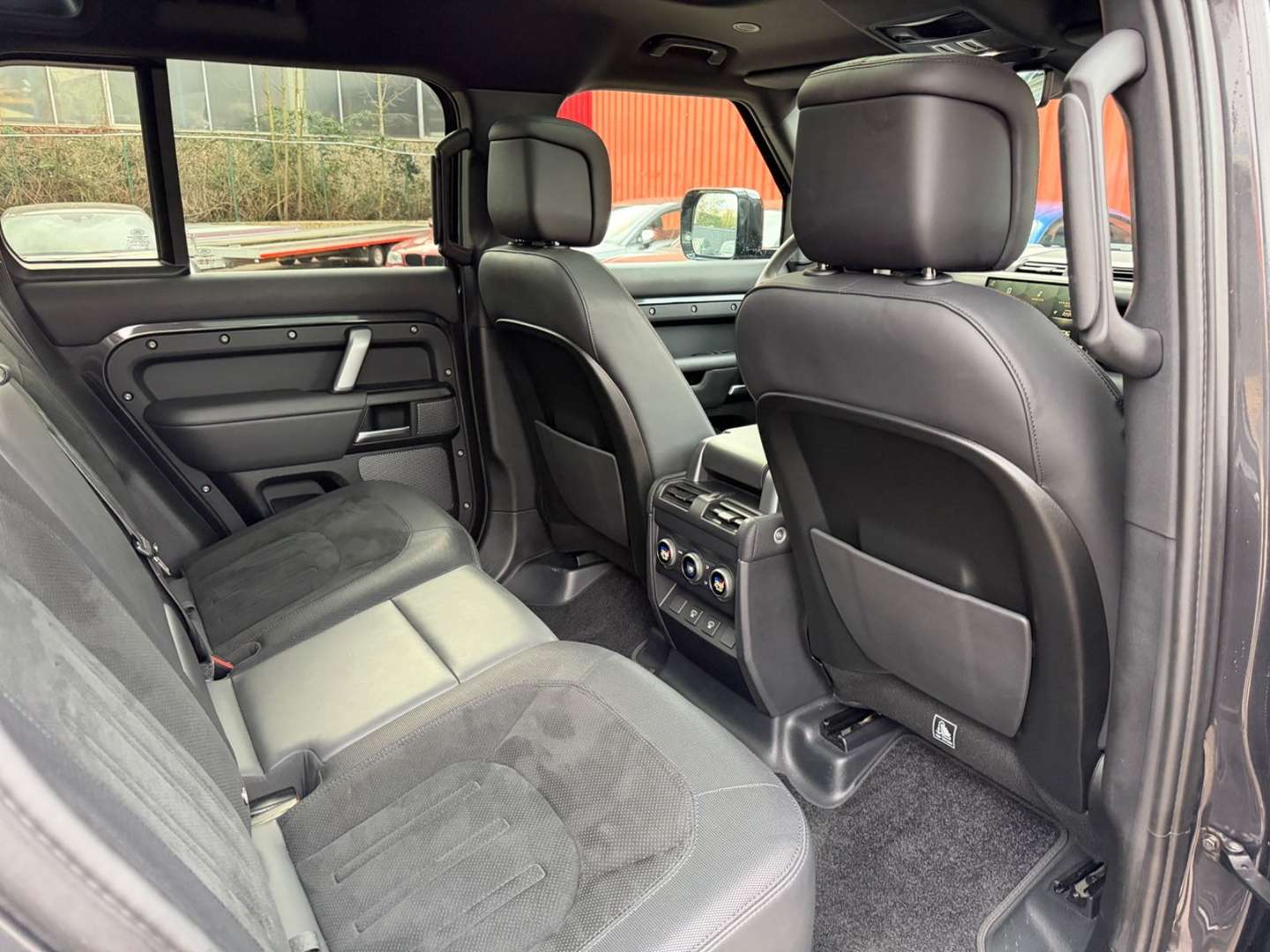 Land Rover Defender 110 Carpathian Edition/Matt/Pano V8 5.0 - 2022 - Joinsteer - #22