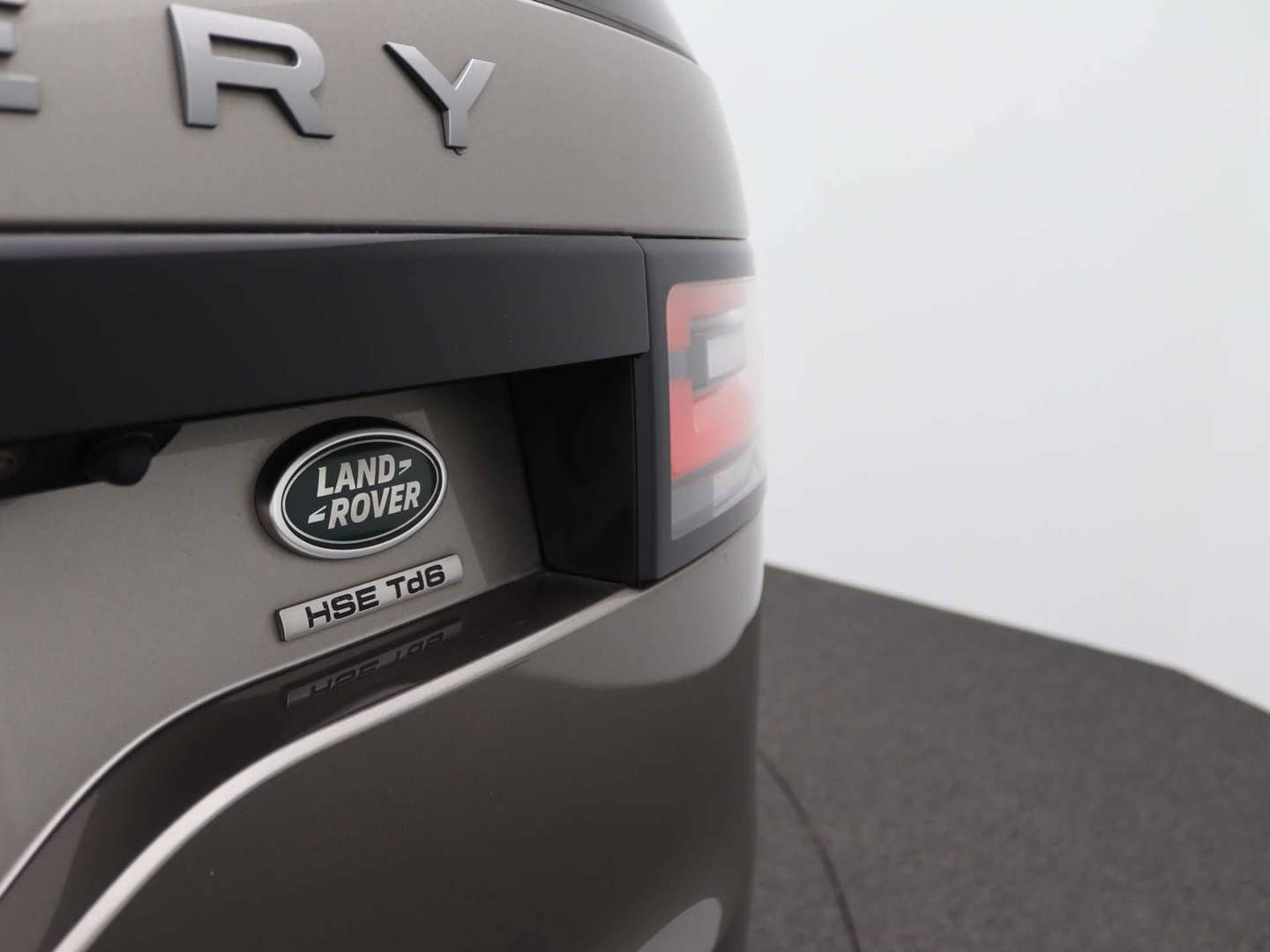 Land Rover Discovery 3.0 TD6 HSE Luxury - 2018 - Joinsteer - #43