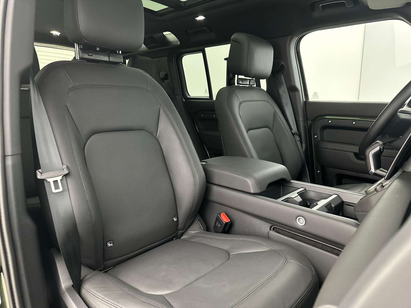 Land Rover Defender 110 D350 X-Dynamic HSE AWD Auto - 2026 - Joinsteer - #11