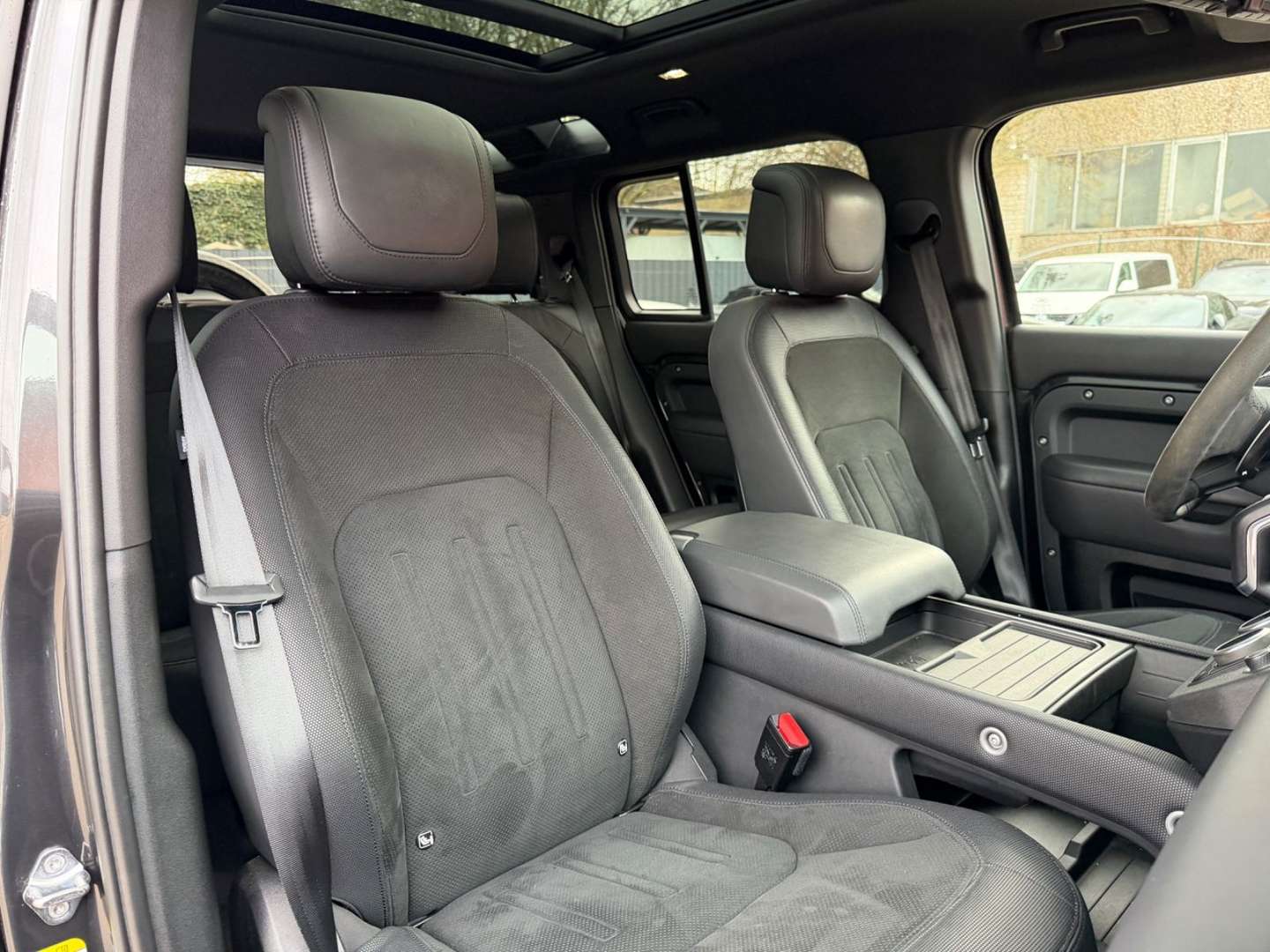 Land Rover Defender 110 Carpathian Edition/Matt/Pano V8 5.0 - 2022 - Joinsteer - #26