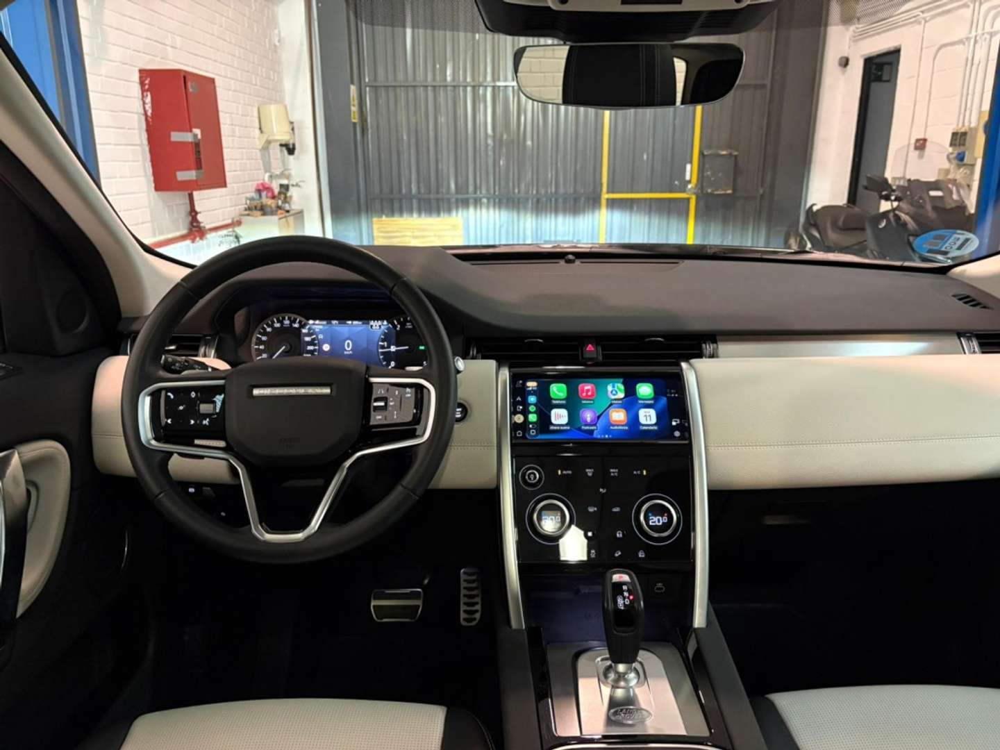 Land Rover Discovery Sport R-Dynamic SE 2.0D TD4 MHEV AWD Auto 204 - 2022 - Joinsteer - #49