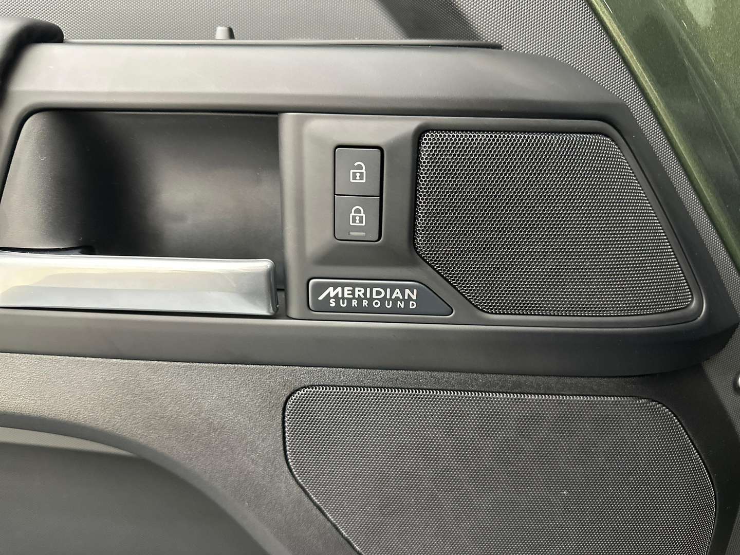 Land Rover Defender 110 D350 X-Dynamic HSE AWD Auto - 2026 - Joinsteer - #13