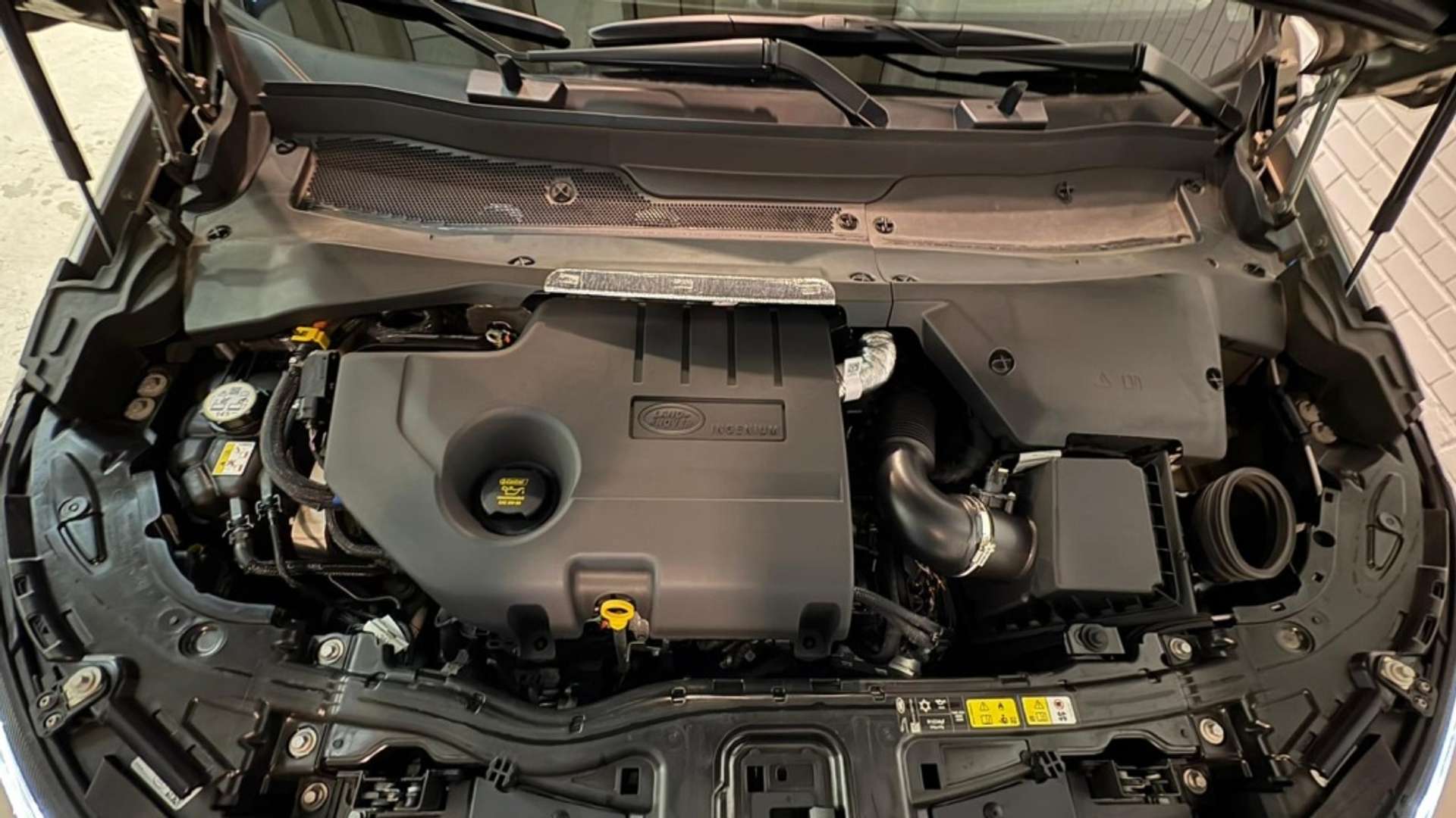 Land Rover Discovery Sport R-Dynamic SE 2.0D TD4 MHEV AWD Auto 204 - 2022 - Joinsteer - #50