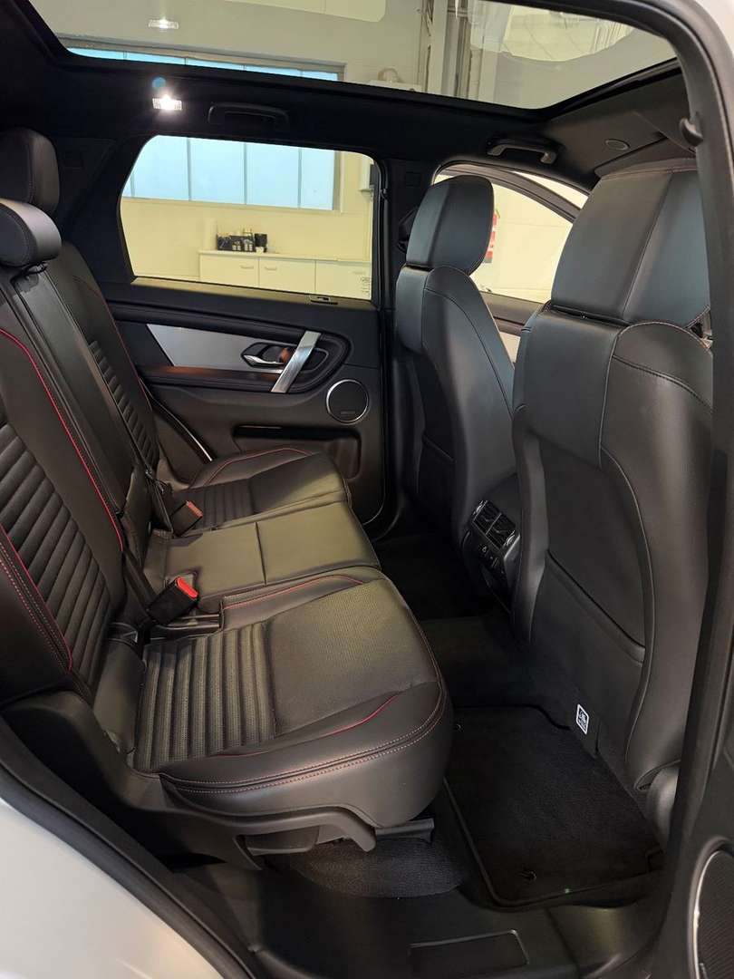 Land Rover Discovery Sport D200 R-DYNAMIC SE, PANO, LEDER - 2022 - Joinsteer - #11