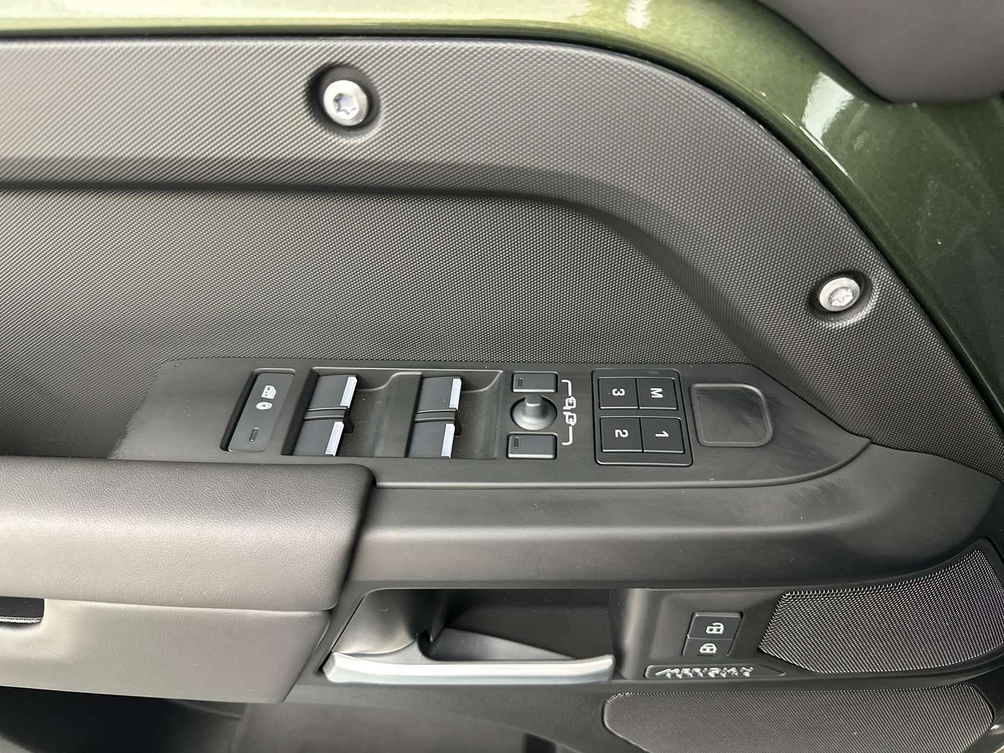 Land Rover Defender 110 D350 X-Dynamic HSE AWD Auto - 2026 - Joinsteer - #17