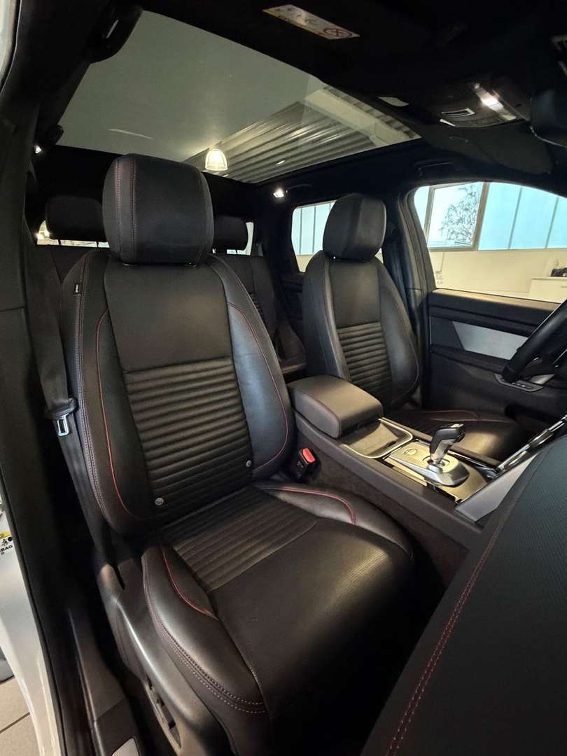 Land Rover Discovery Sport D200 R-DYNAMIC SE, PANO, LEDER - 2022 - Joinsteer - #14