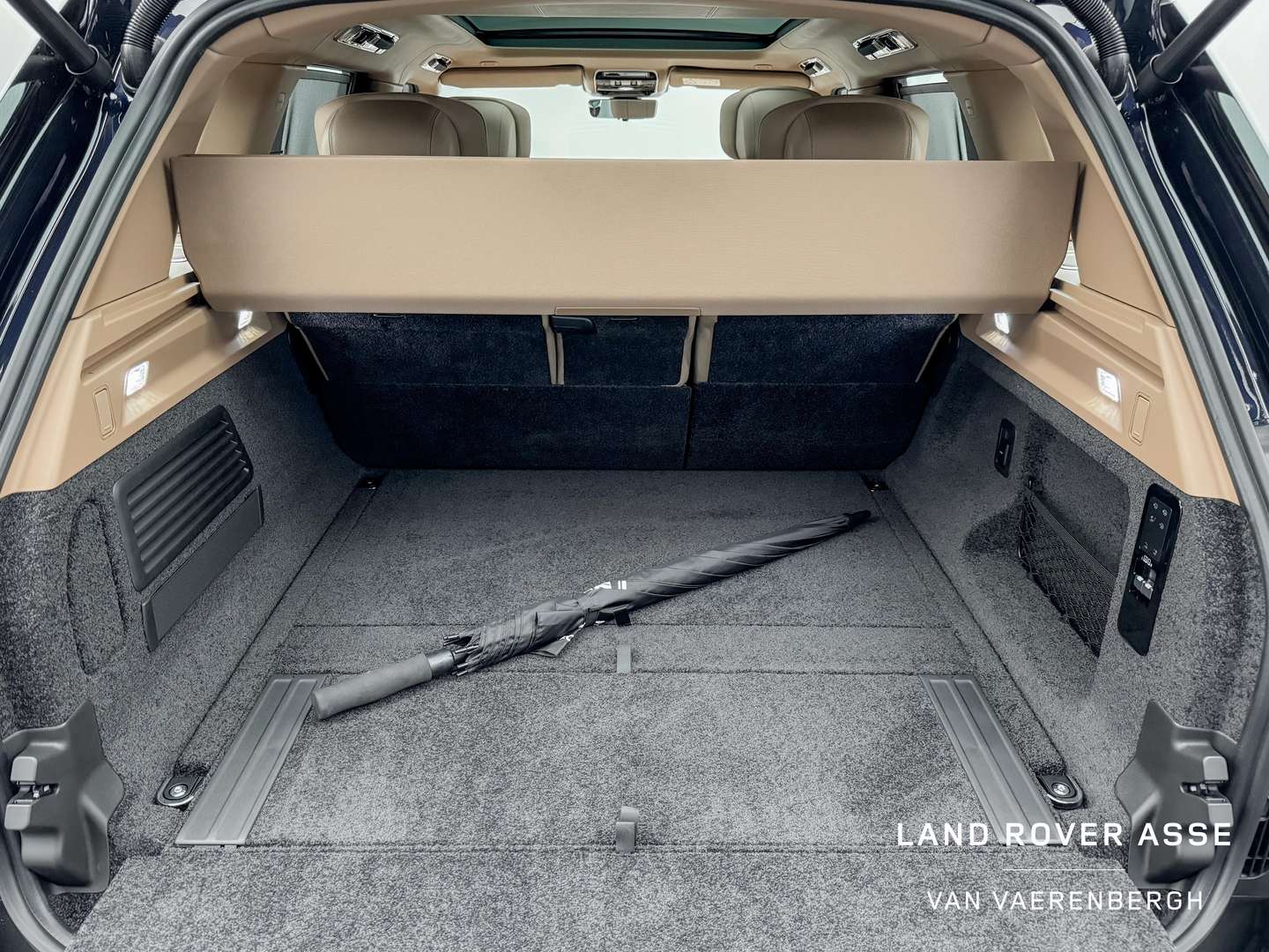 Land Rover Range Rover D350 Autobiography Bespoke - 2024 - Joinsteer - #29