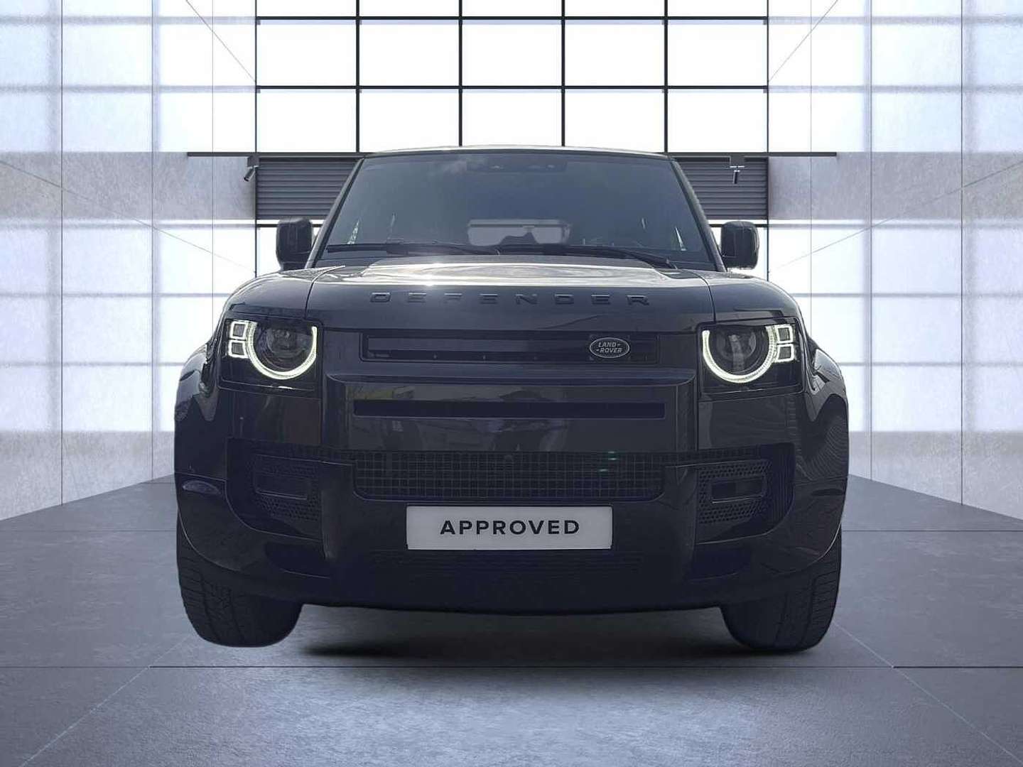 Land Rover Defender 110 D300 X-Dyn. SE AHK|Pano|HUD - 2025 - Joinsteer - #3