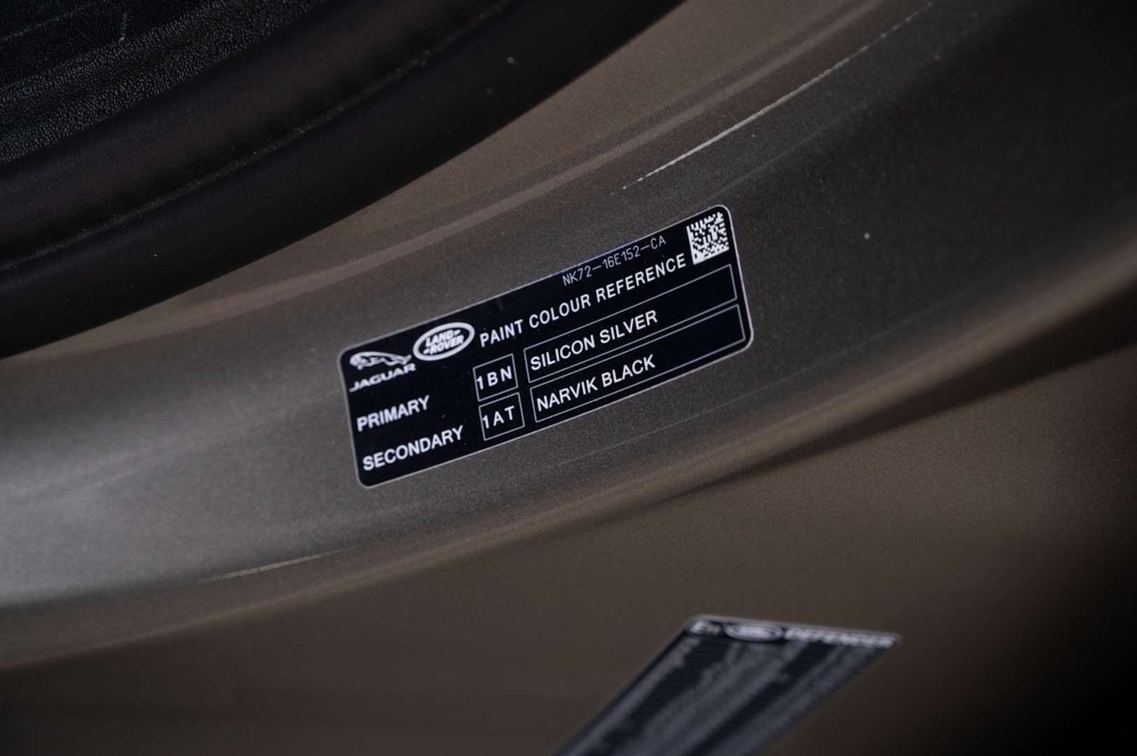 Land Rover Defender 110 P300e X-Dynamic HSE Urban Widetrack 6-Seats - 2026 - Joinsteer - #11