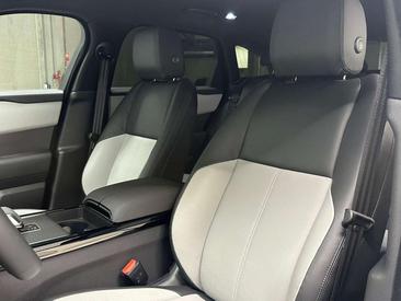 Land Rover Range Rover Velar P400e R-Dynamic SE — photo 18