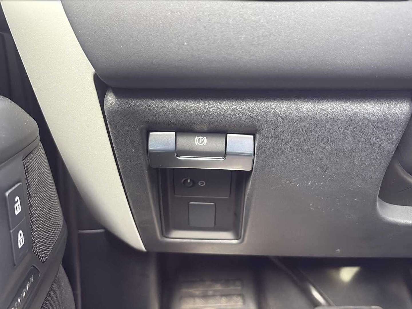 Land Rover Defender 110 D300 X-Dyn. SE AHK|Pano|HUD - 2025 - Joinsteer - #12