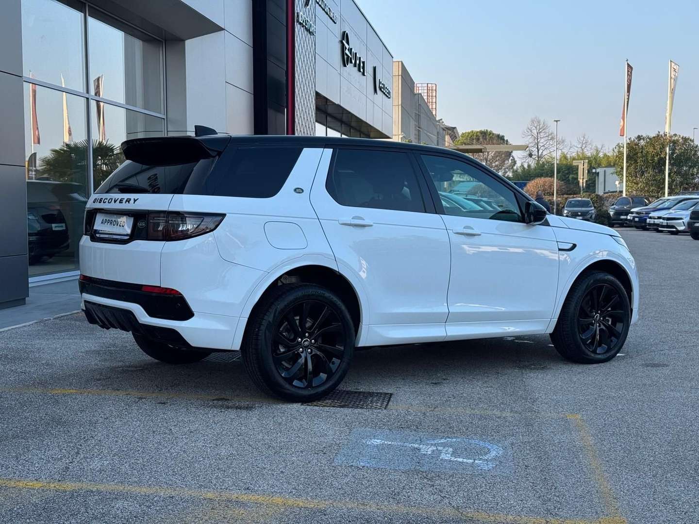 Land Rover Discovery Sport R-Dynamic SE 4WD 2.0 D163 - 2022 - Joinsteer - #4