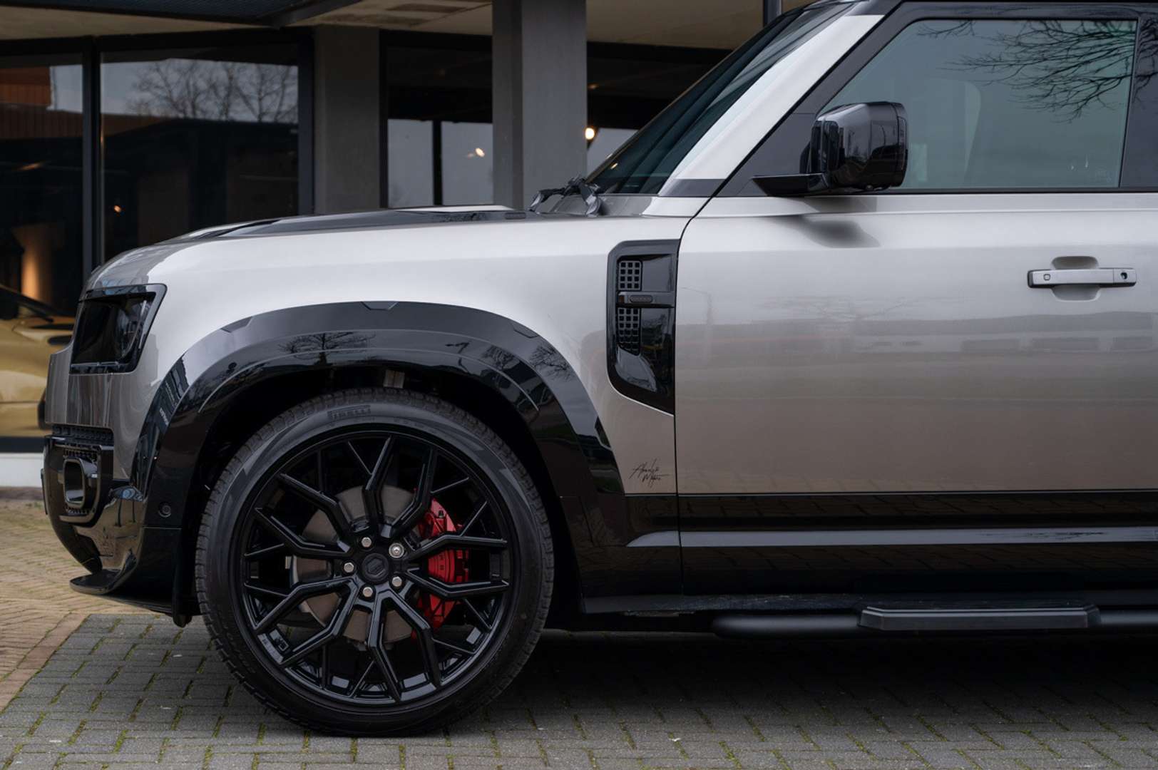 Land Rover Defender 110 P300e X-Dynamic HSE Urban Widetrack 6-Seats - 2026 - Joinsteer - #15