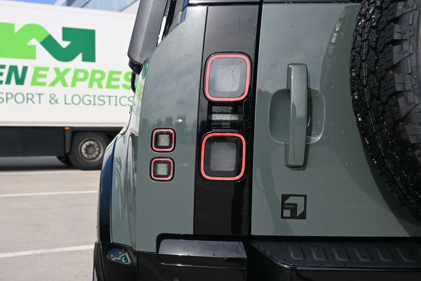 Land Rover Defender 110 Trophy Edition 2.0 P300e - 2026 - Joinsteer - #15