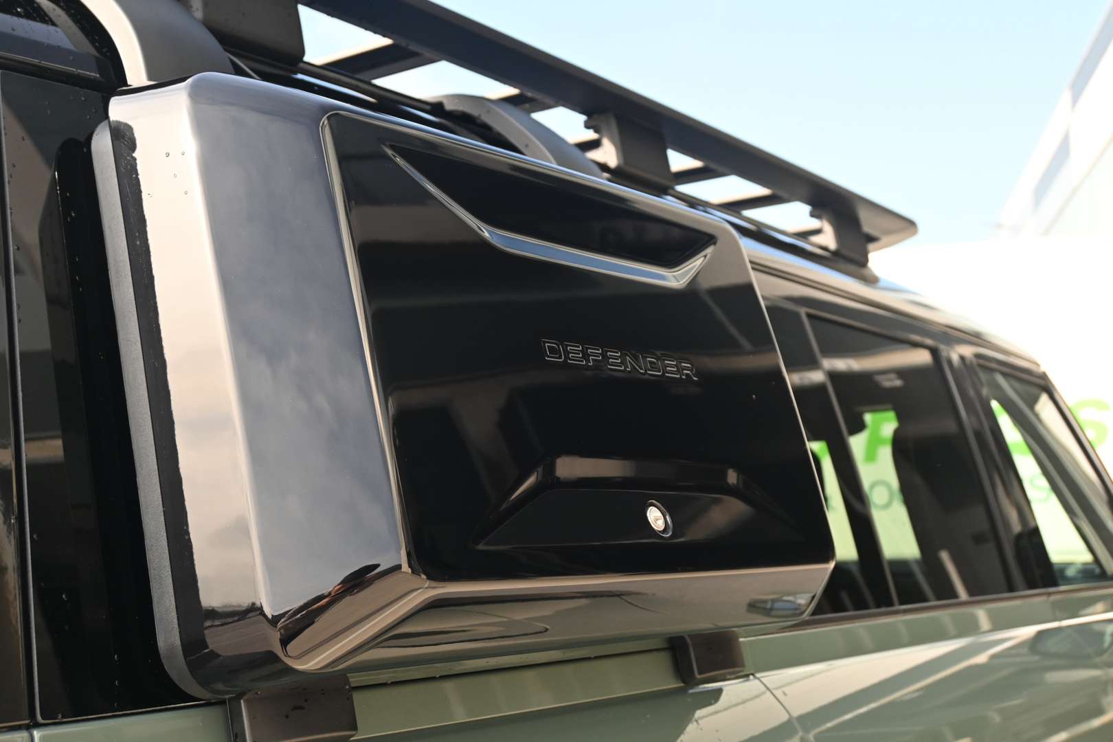 Land Rover Defender 110 Trophy Edition 2.0 P300e - 2026 - Joinsteer - #16