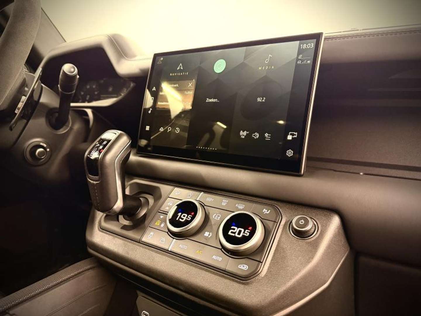 Land Rover Defender 110 Carpathian Edition P525 V8 - 2024 - Joinsteer - #23